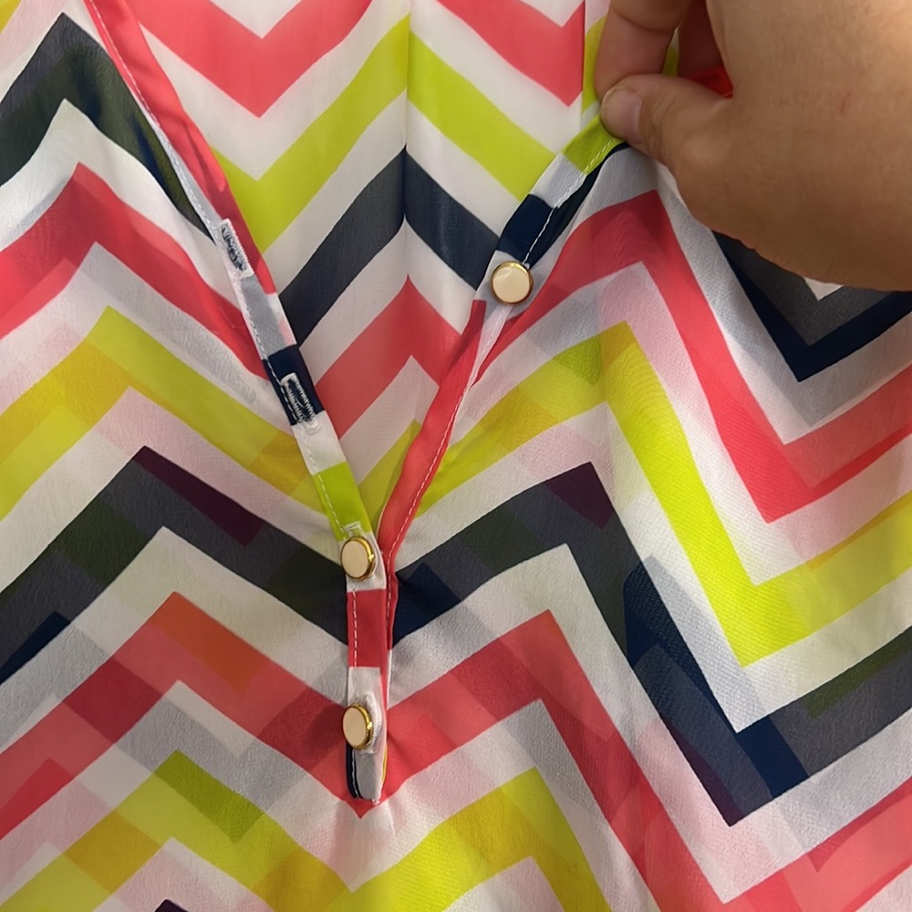 Chevron Blouse - Picture 3 of 4